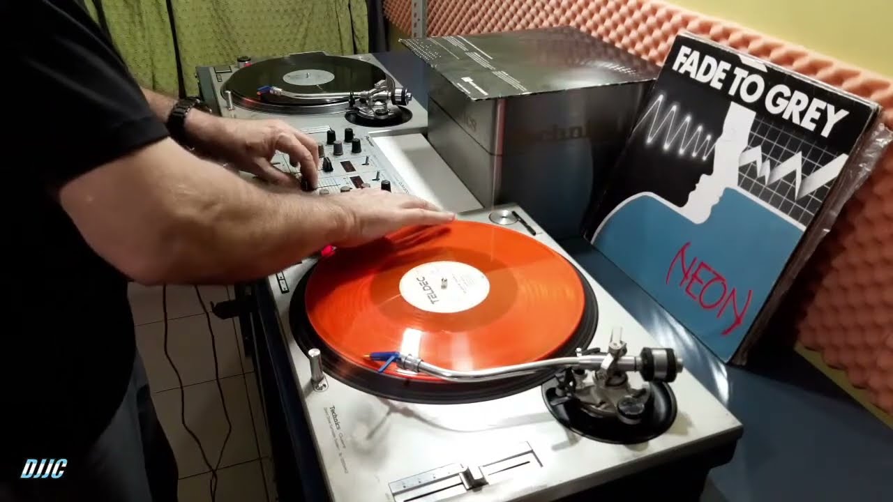 CLASICOS  ITALO & SYNTHPOP 80s / 90s con VINILOS   29/10/2022  Dj Juan Carlos Mattera