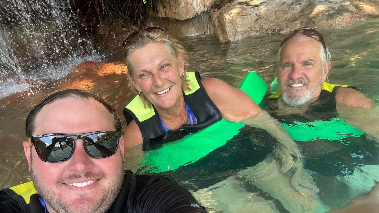 Discovery Cove Ultimate Guide: Everything You Didn't Know Was Included! 🤯