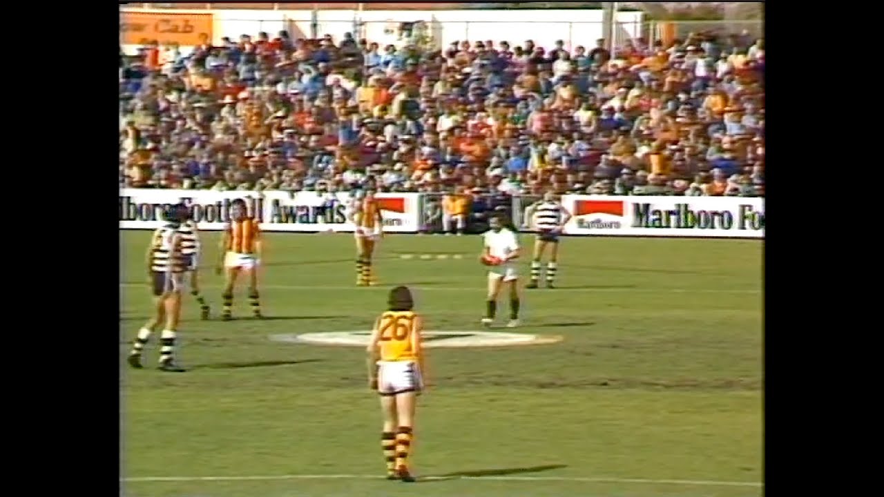 Entire 1st Quarter of Round 3 1977 Geelong v Hawthorn.