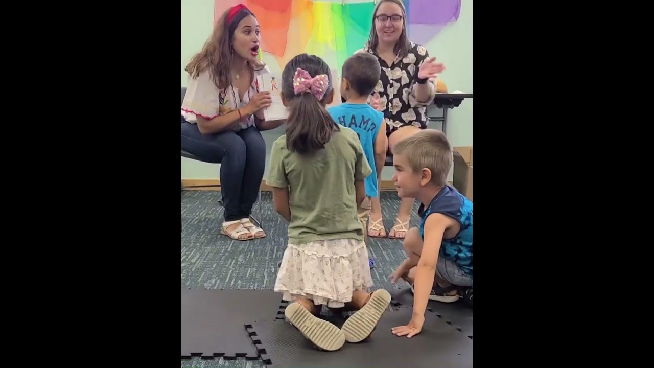 Bilingual STORY TIME MKE- Treasures/ Los Tesoros  