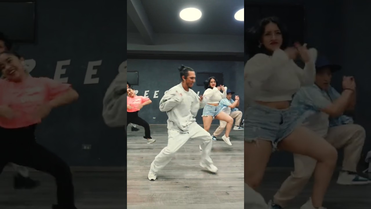 Janaab-e-Aali / Bollydany