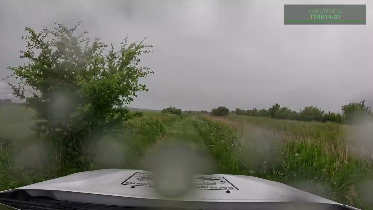 Green Lanes in a Dacia Duster - Mill Rd/Salts Ln/Thorndike Ln/Dixon's Drove, Walton Highway, Norfolk