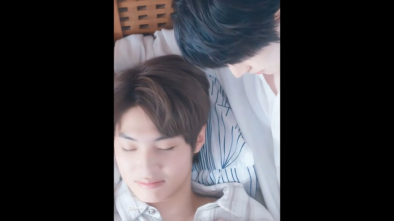 Unboxing Timeee!!! 🔥🌚 #secretlover #taiwanbl #bl #lujunxi #hantuo #blseries