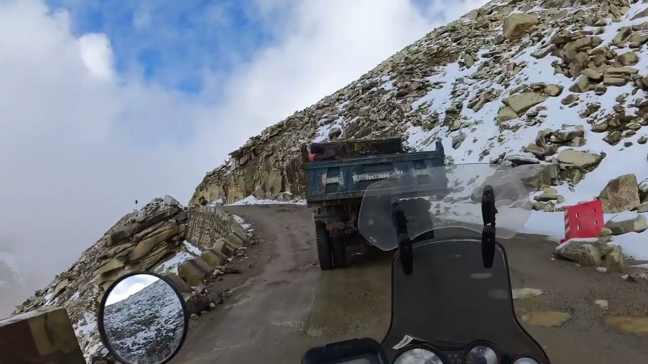 Kardhung la, Leh 