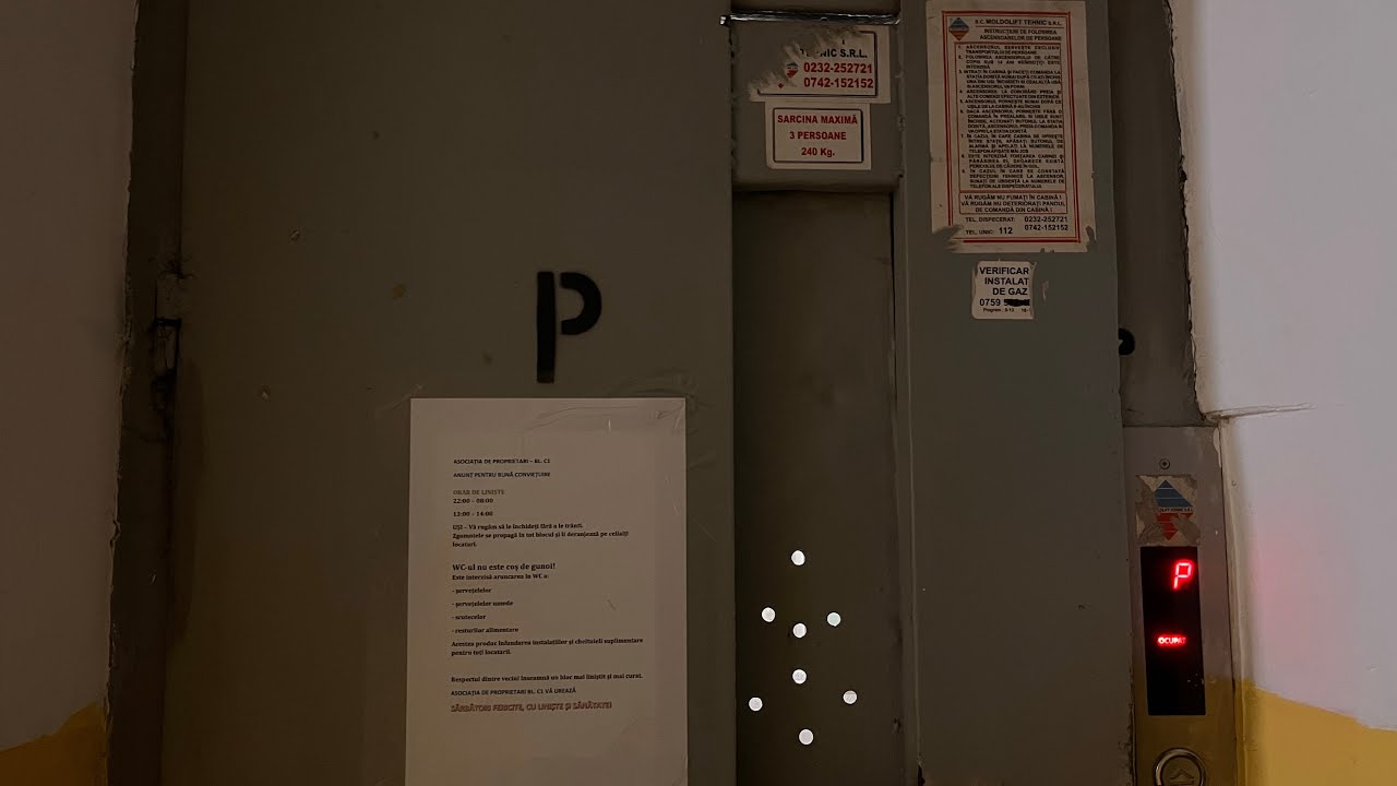 1977 IFMA T46 lift (mod. by MOLDOLIFT-TEHNIC) @ Bloc C1, Șos. Națională Nr. 46A, Iași, România 