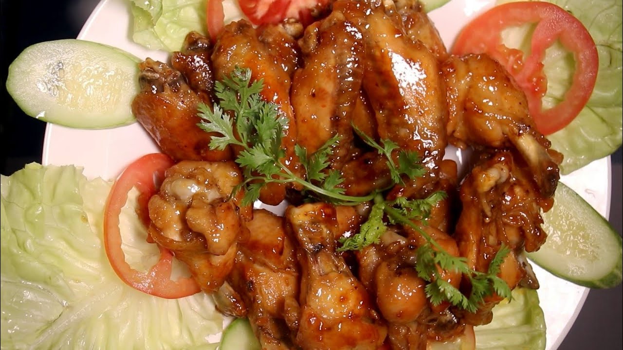 Жареные куриные крылышки с рыбным соусом