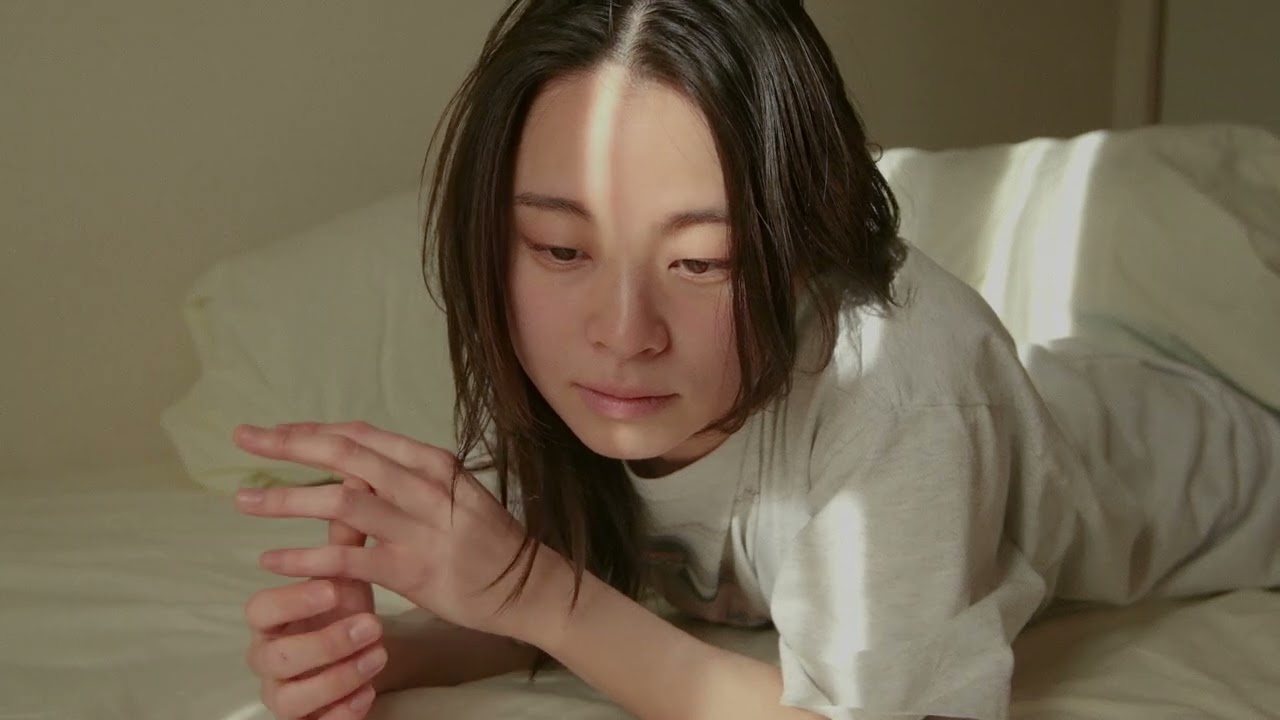 片平里菜 愛するたびに MV