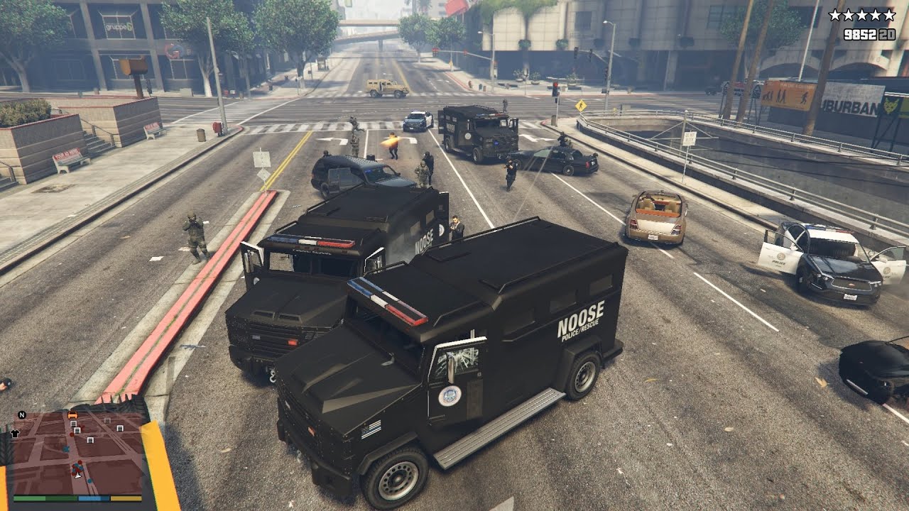 GTA V Trevor's Ballistic Juggernaut Armor Suit Rampage  + Five Star Police Chase Escape(VE:DGA 5.2)