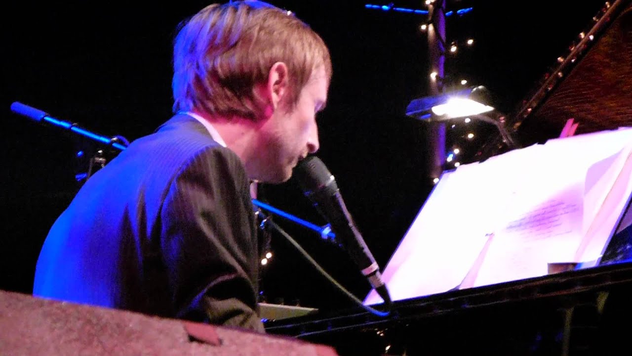 Neil Hannon (Divine Comedy) covers Pet Shop Boys