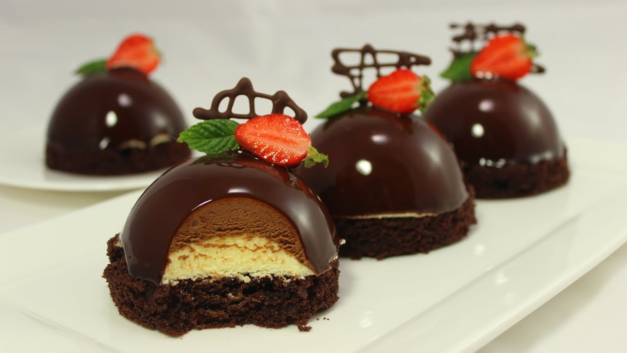 Mirror Glaze Mousse-Törtchen | helles & dunkles Schoko-Mousse | Schokoeis | Mirror Cake-Glasur
