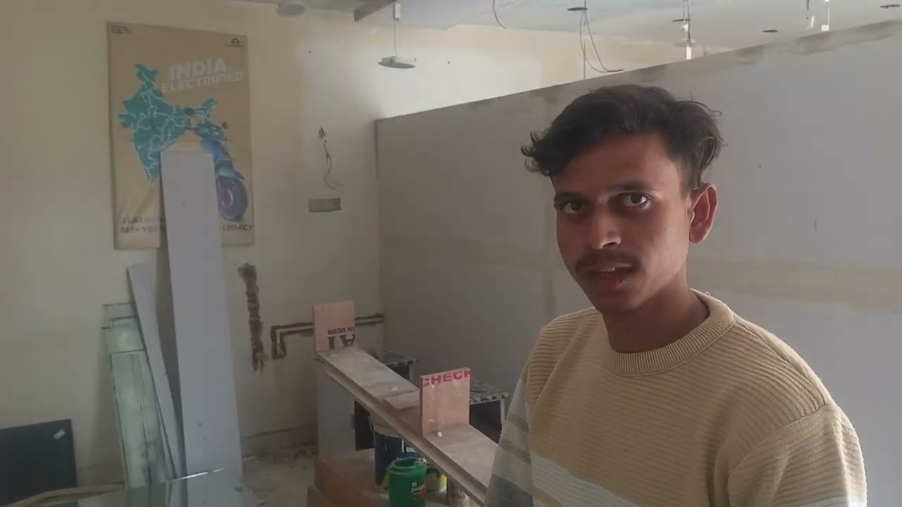 Gonda Ambedkar Chauraha Facebook haircut 