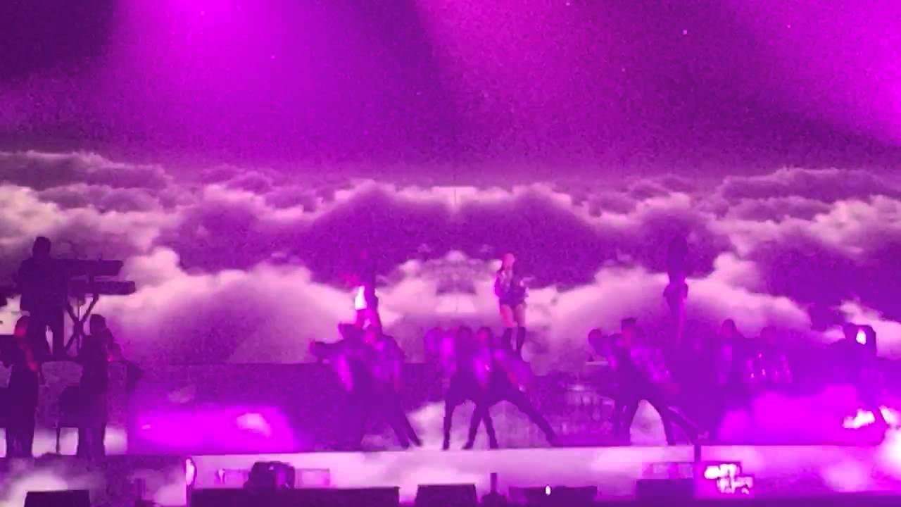 Ariana Grande - Milwaukee - Break Your Heart Right Back
