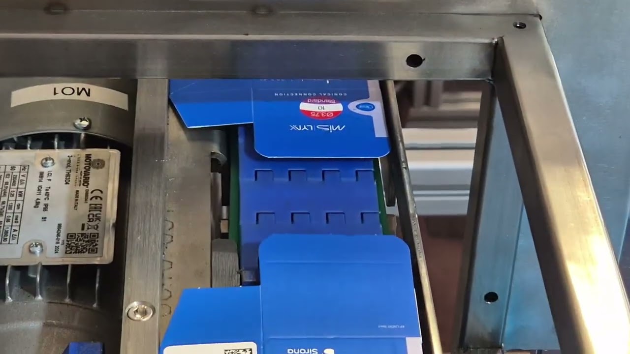 High Accuracy Print & Apply Labeling Machine for Flat Carton Includes Feeding Station