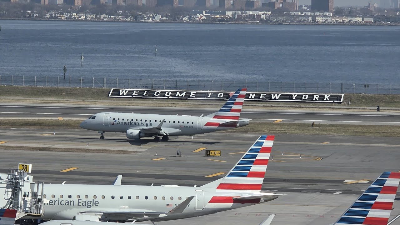Flight ✈️ LaGuardia to Chicago O’Hare 🇺🇸