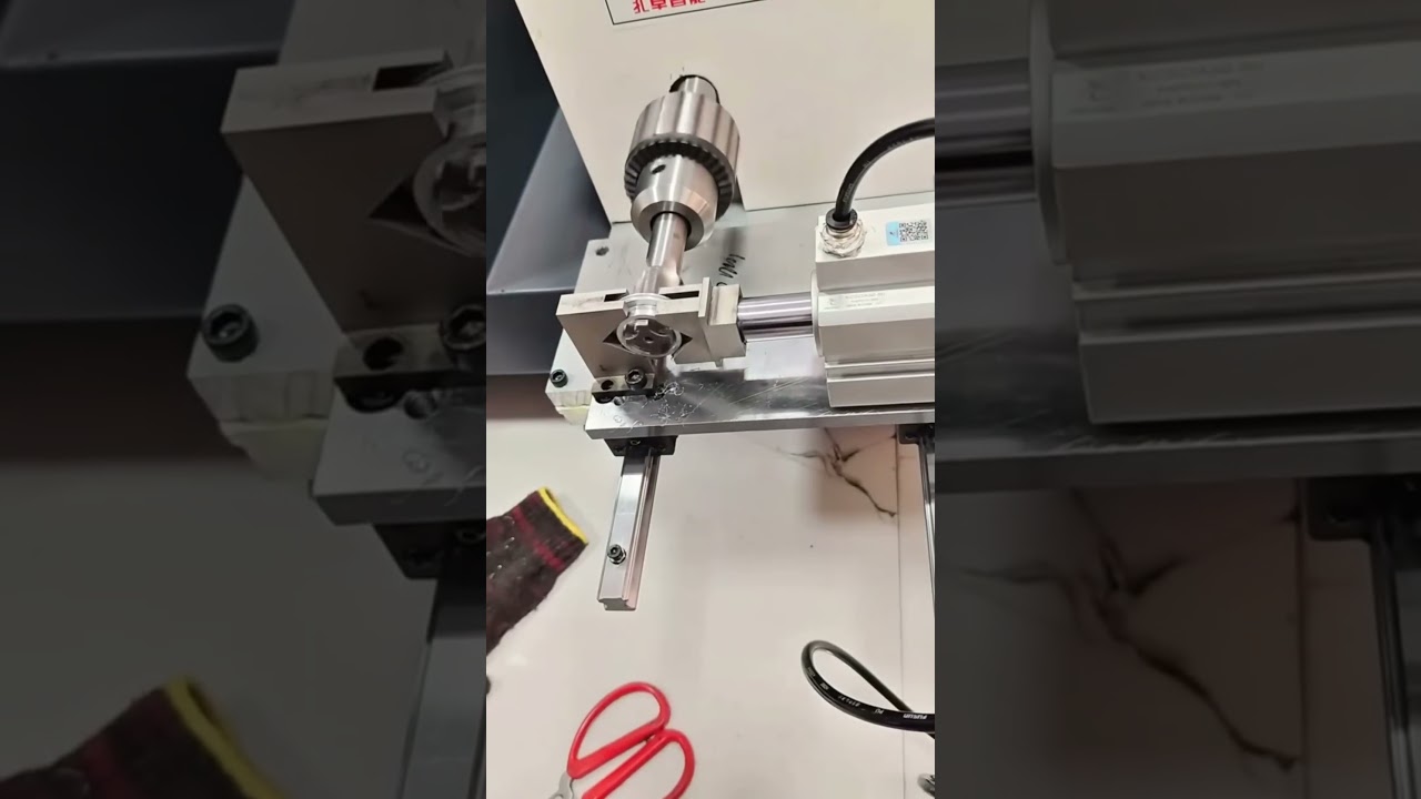 Advanced CNC machines &ndash; high precision cutting process #shorts