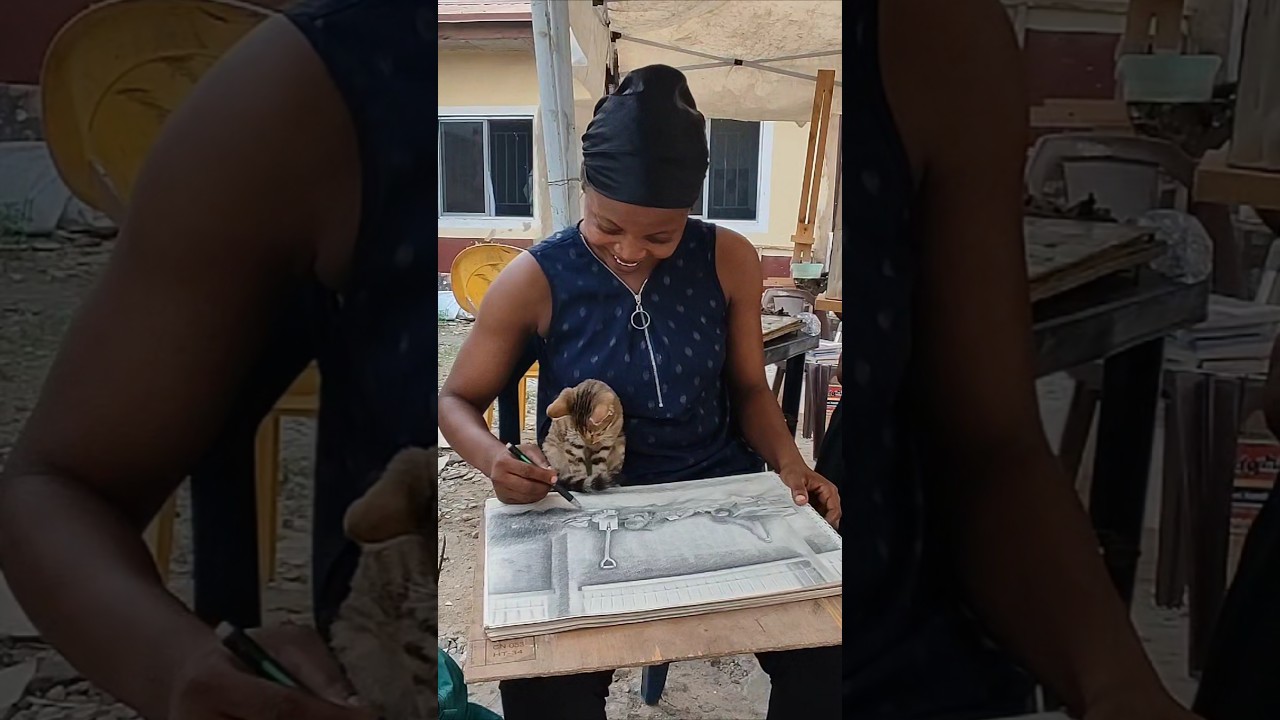 Drawing a still-life composition and being watched by a cat 😺