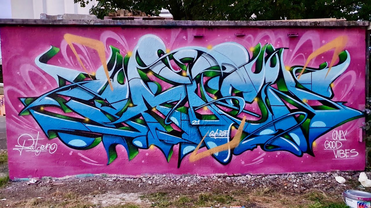 BATEN I Flowy Graff piece