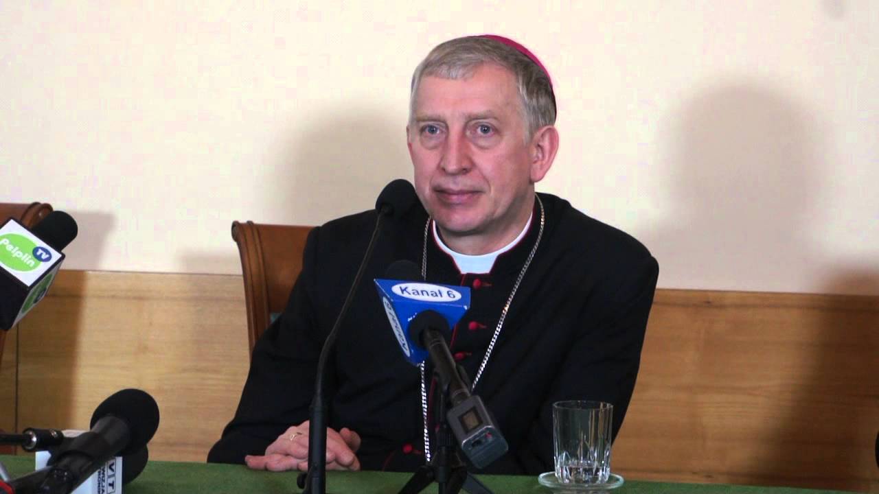 Konferencja prasowa Biskup Ryszard Kasyna 24starogard.pl