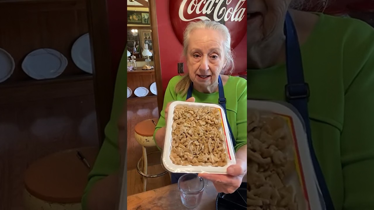 Солонина, капуста, тушеный картофель с луком на День Святого Патрика