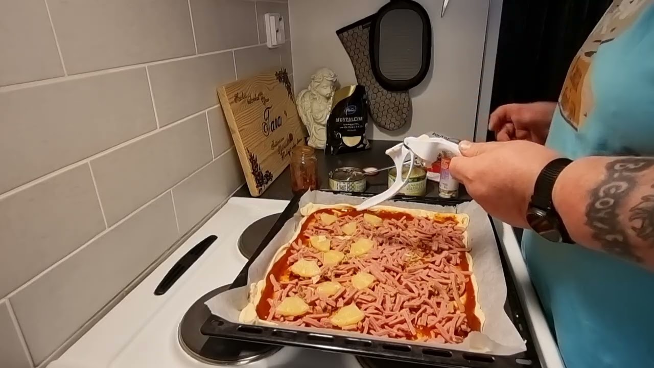 Pitsaa pyhänä ja mietteitä tulevasta. 