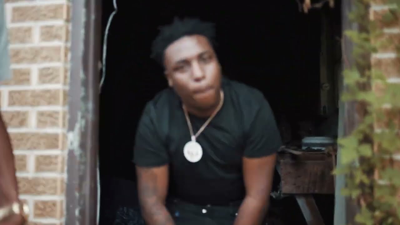 WhoGangDee - Feds Watching (Music Video)