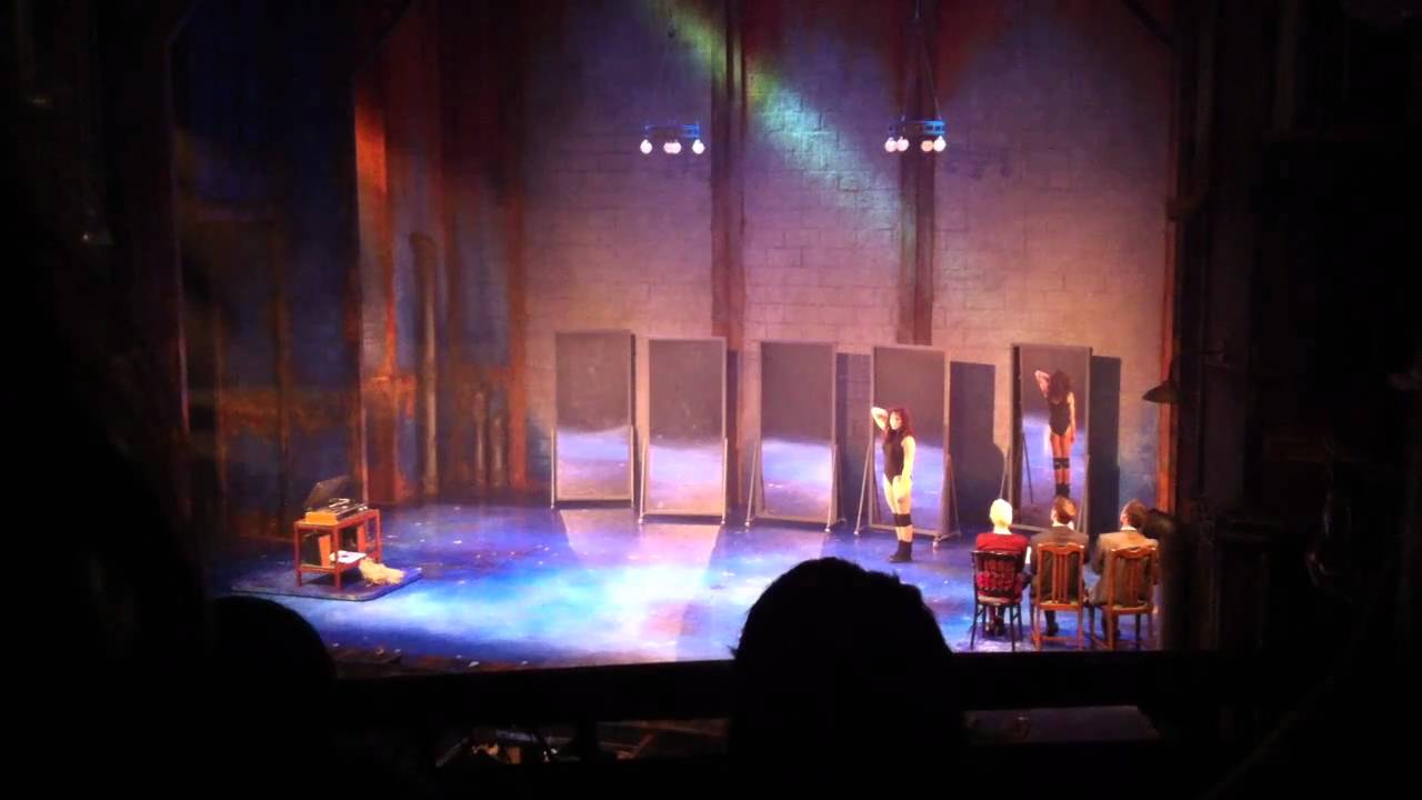 Flashdance the musical @ Shaftesbury Theatre London