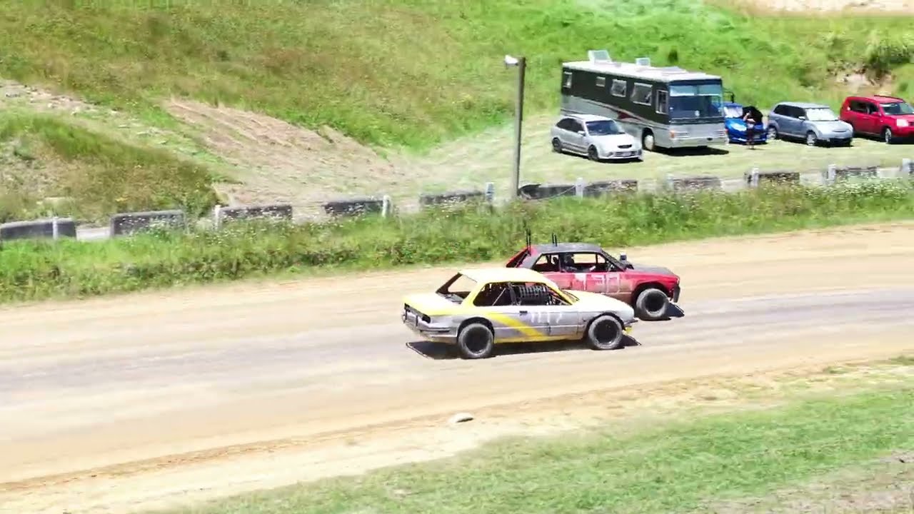 2025-12-07 Meremere 14 - B Hotrod 15 lap race