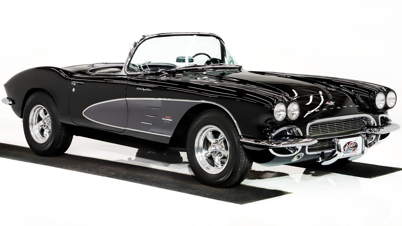 В автомузее Volo Auto Museum продается Chevrolet Corvette 1961 года выпуска (V22059).