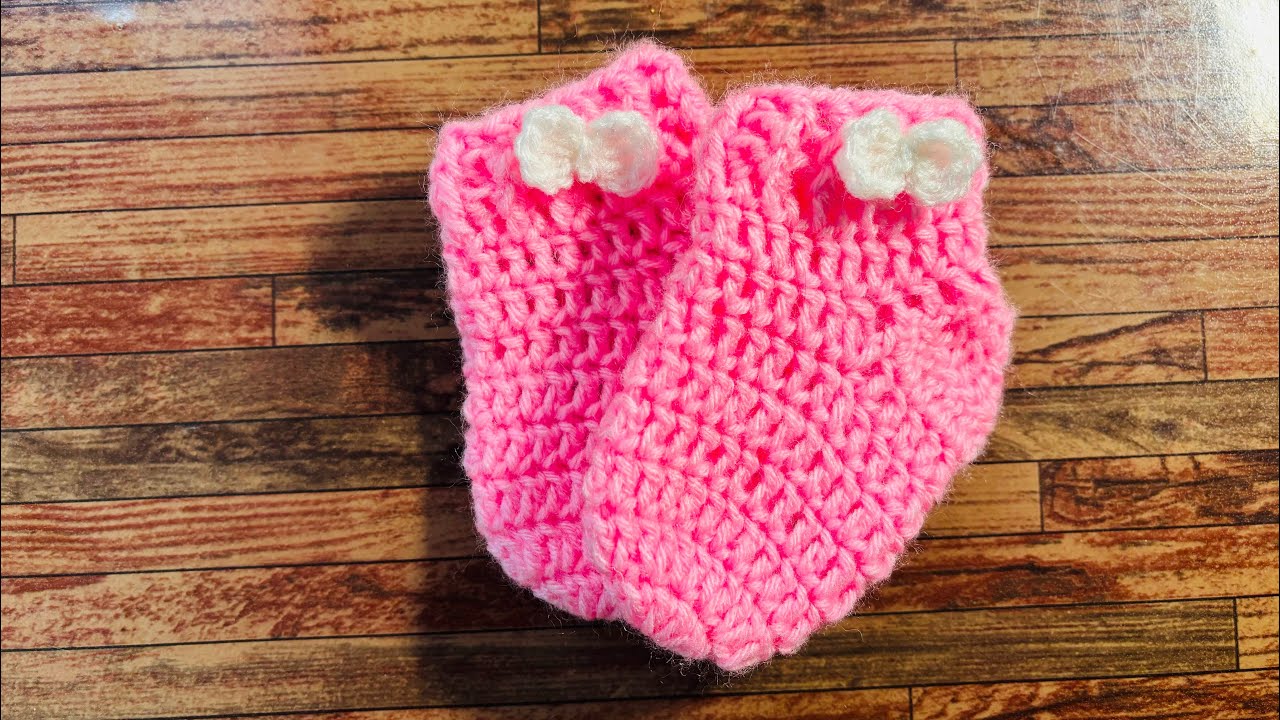 Crochet socks for new born baby 🥰
