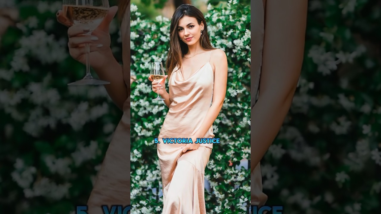 Top 10 most beautiful women in 2025