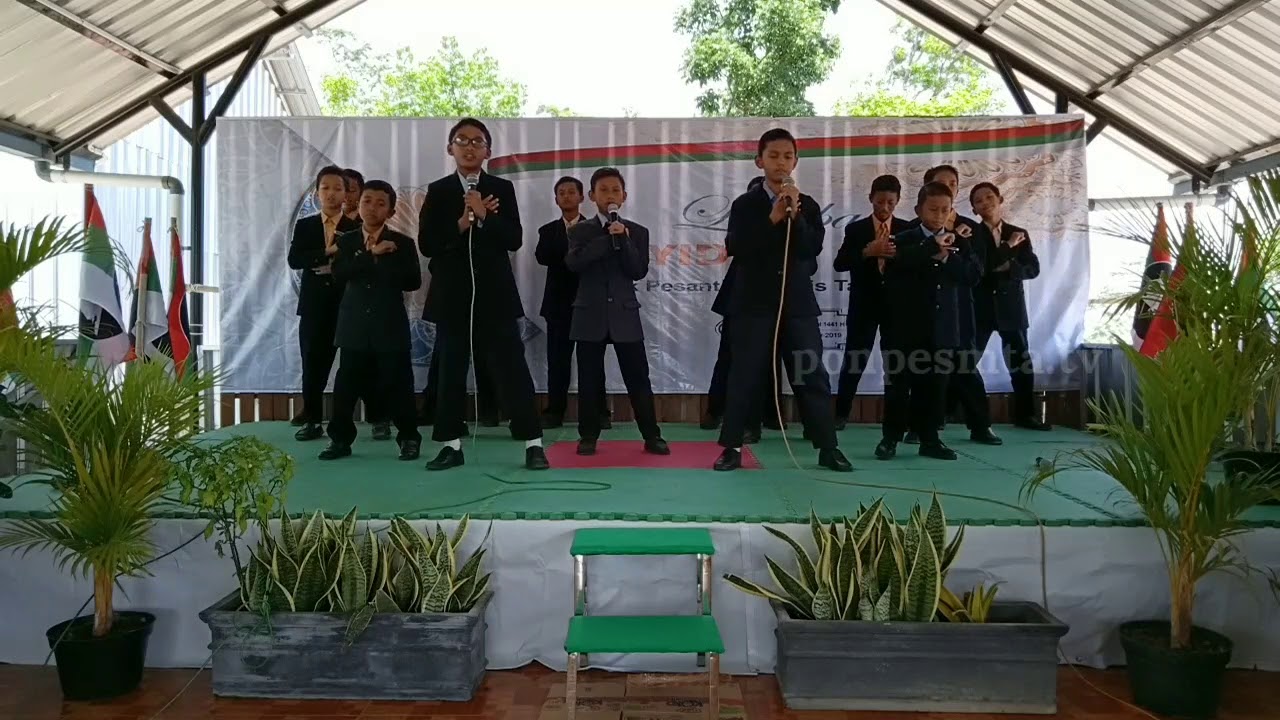 Penampilan Nasyid kelas 1 KMI Pondok Pesantren Majlis Tafsir Al-Qur'an - Pojok, Mojogedang, Kabupate