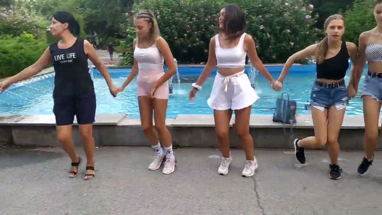 Еленино хоро