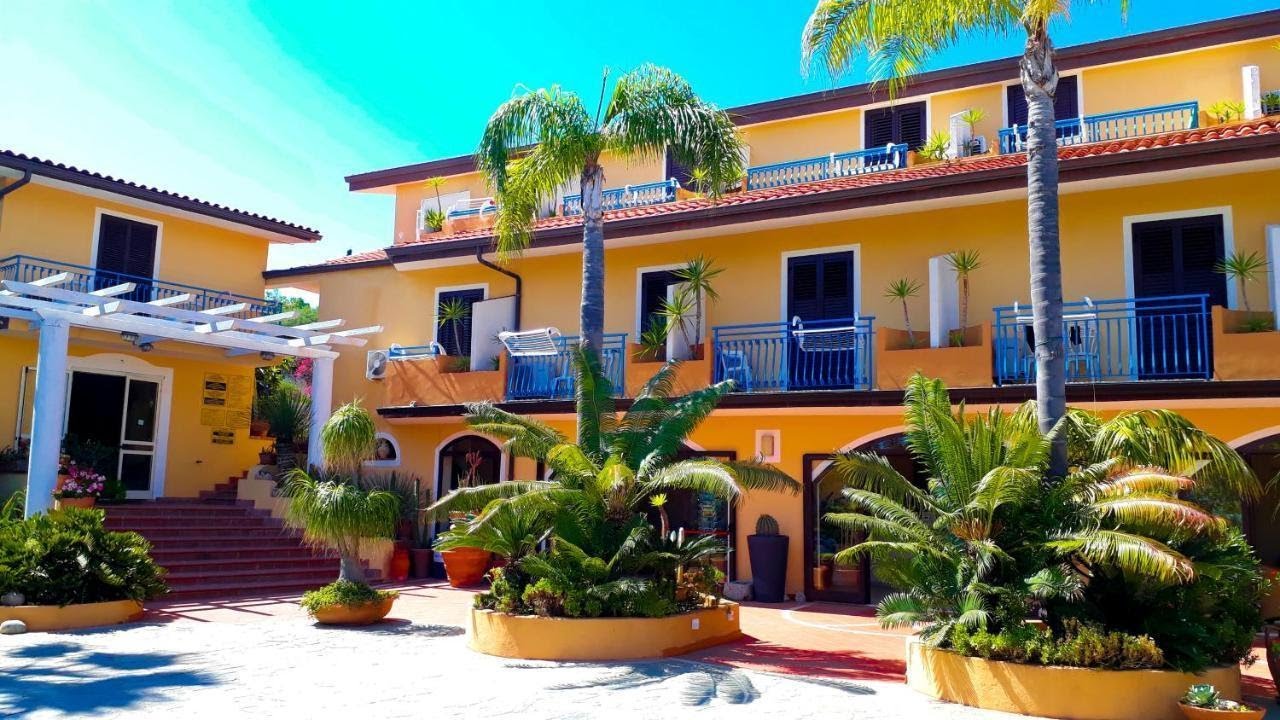 Hotel Grotticelle, Capo Vaticano, Italy