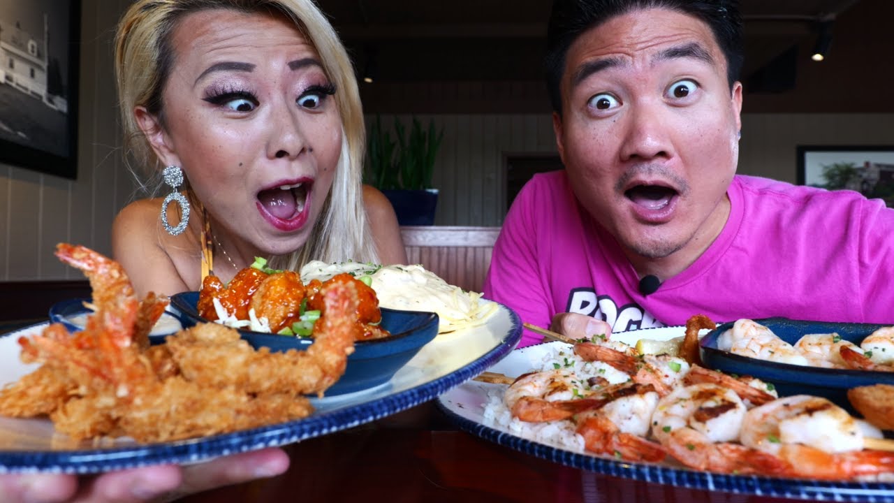 Креветки за 22 доллара в ресторане RED LOBSTER! Поедание с Райной Хуан!