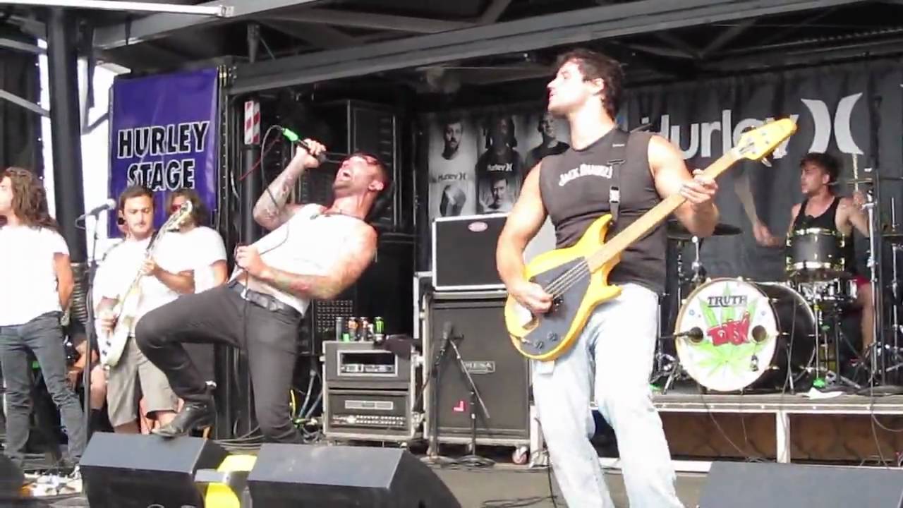 Snake Devil- Scary Kids Scaring Kids Live Warped Tour Toronto July 10 2009 HD