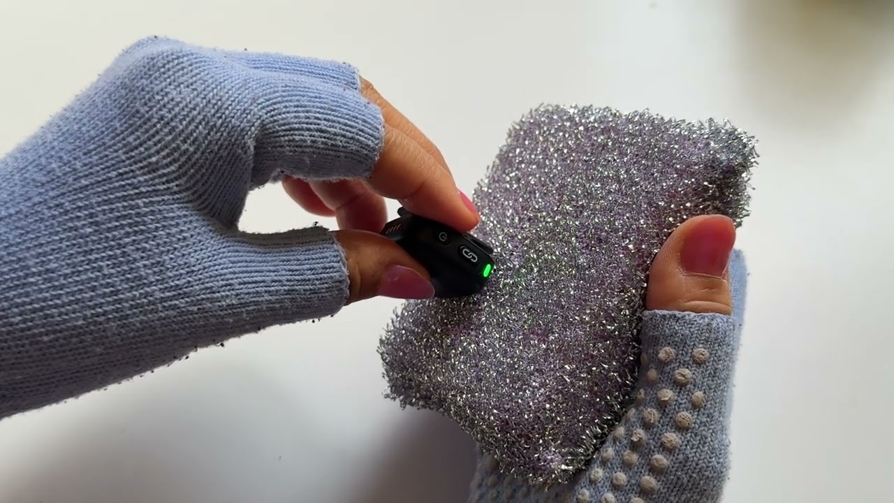 Squeezing and scratching a crunchy sponge