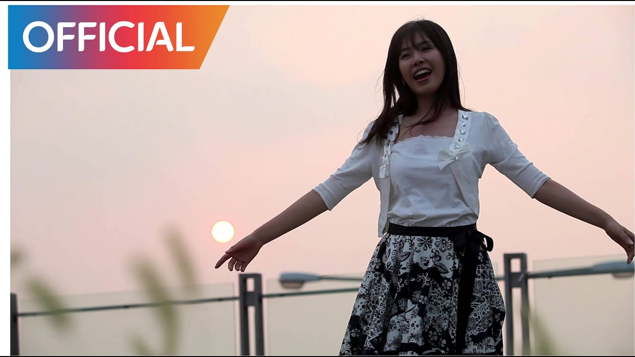 신델라 (Shin Della) - La Donna E Mobile MV