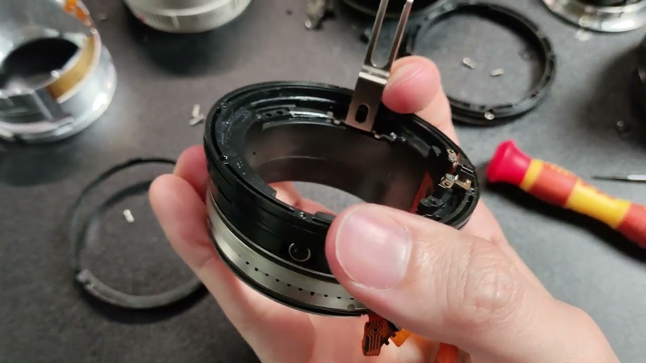 Fixed Canon lens 70 200 manual focus sliding problem f4 usm