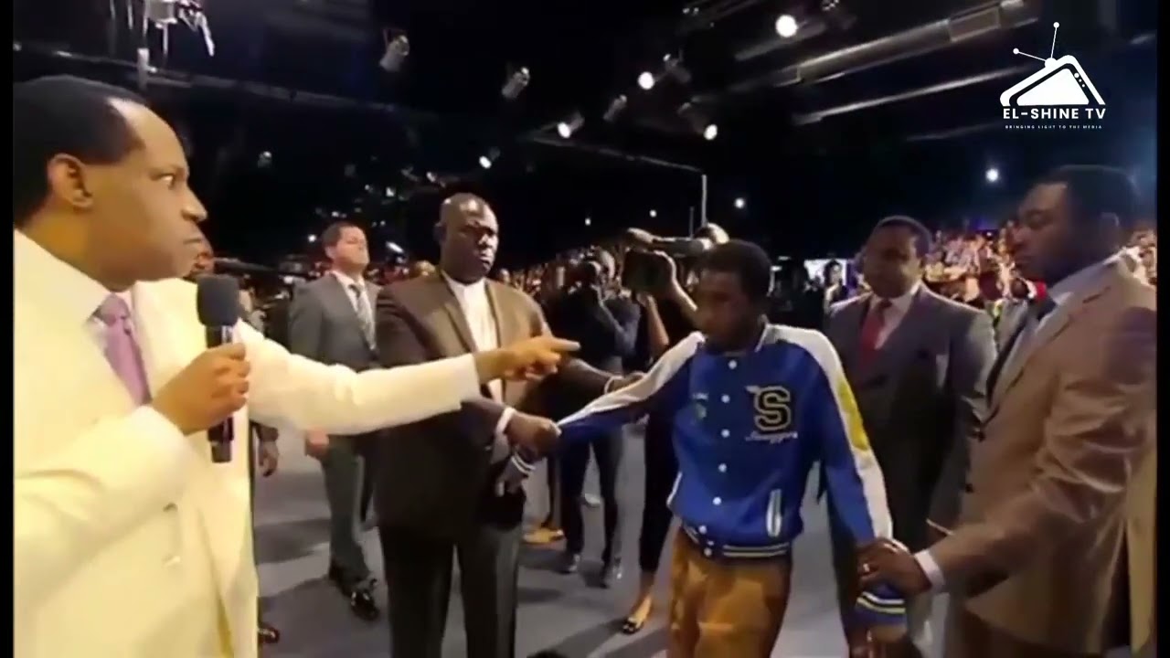Pastor Chris Oyakhilome casts out a stubborn demon😱 || Pst Chris Oyakhilome