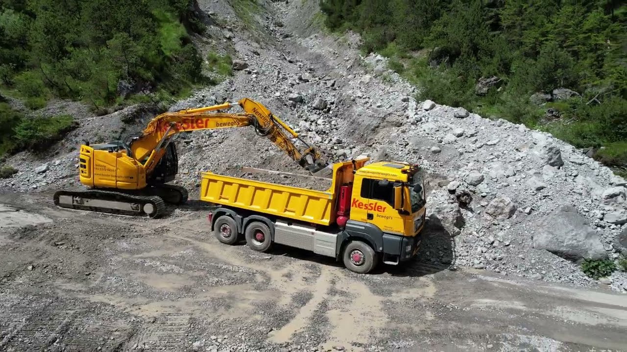 Fahrt und Arbeiten im Nenzinger Himmel