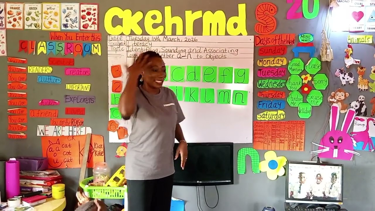 Literacy class with preschoolers