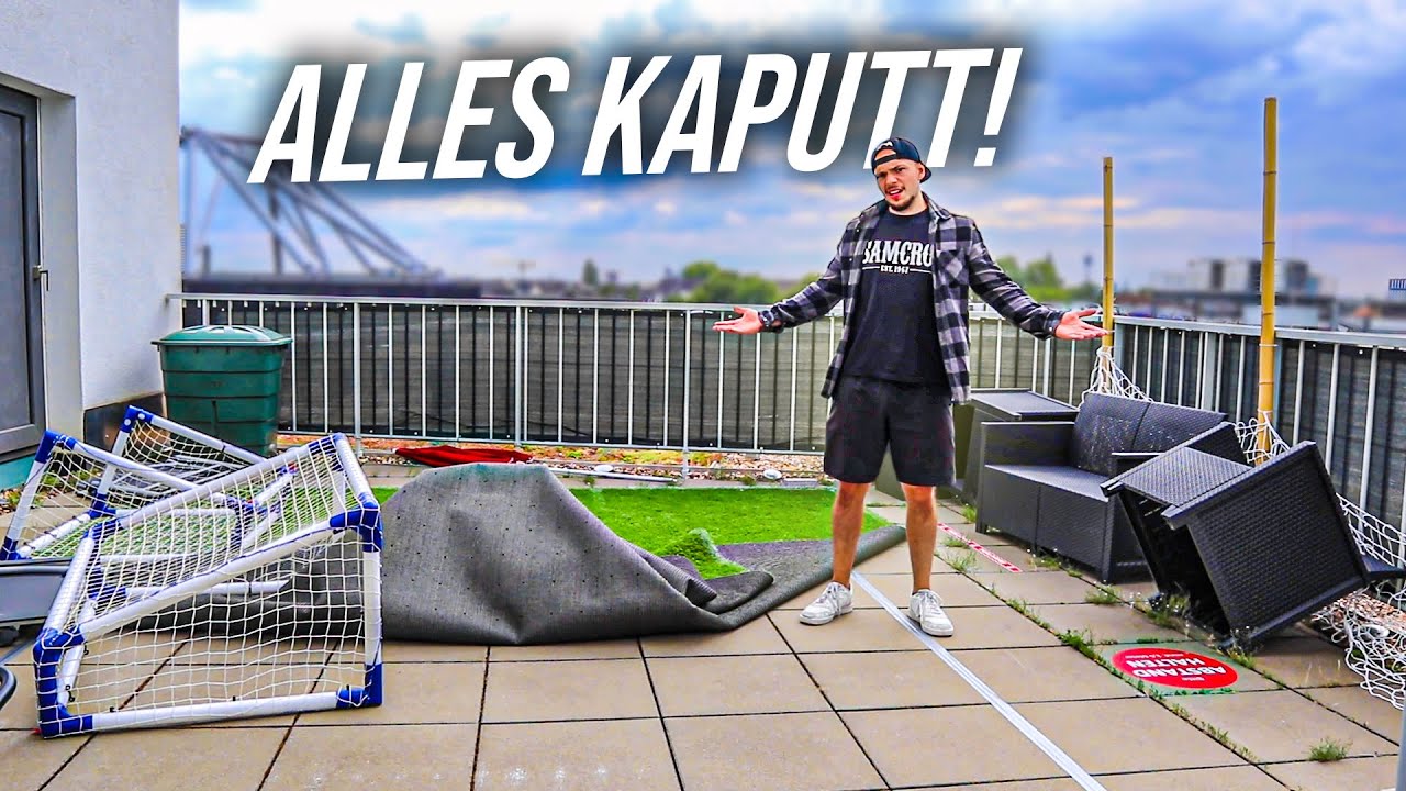 UNSER FUßBALLPLATZ IST ZERSTÖRT...