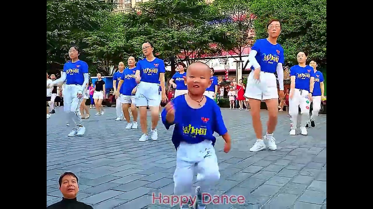 The little boy's viral dance move