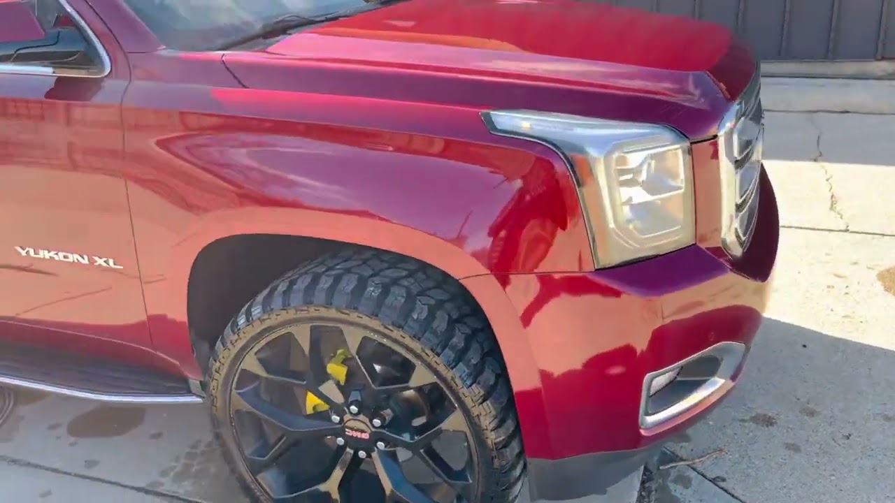 Yukon xl on 26s and 35s with 2.5 inch lift ￼kit…