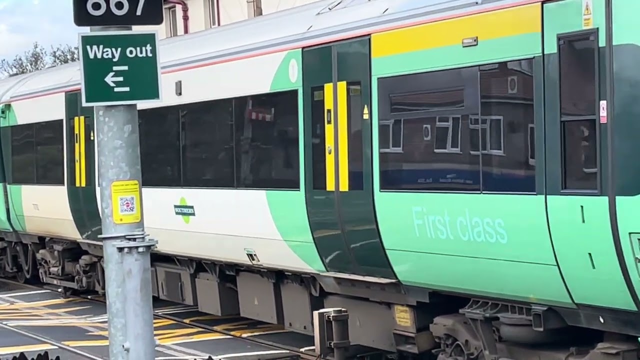 This southern train is going to London Victoria via Redhill 
