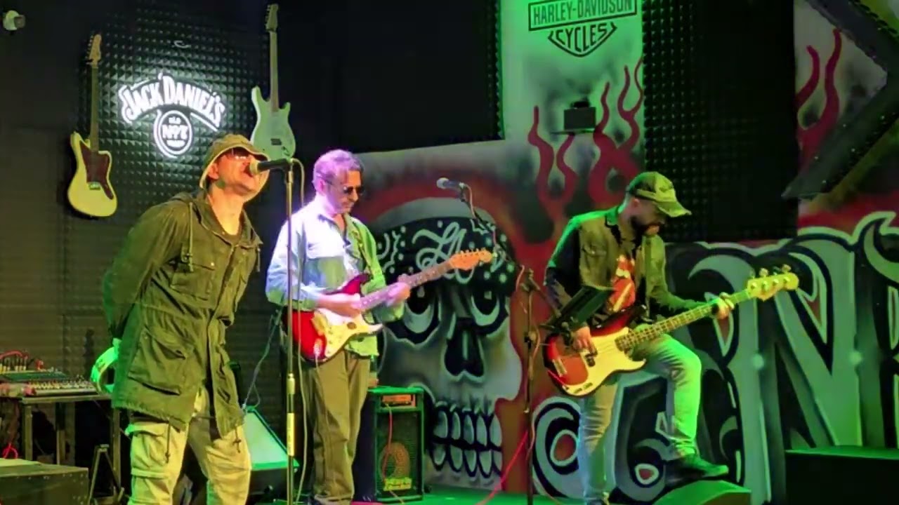 Wondersonic Live @ Birreria Anima *Champagne supernova*