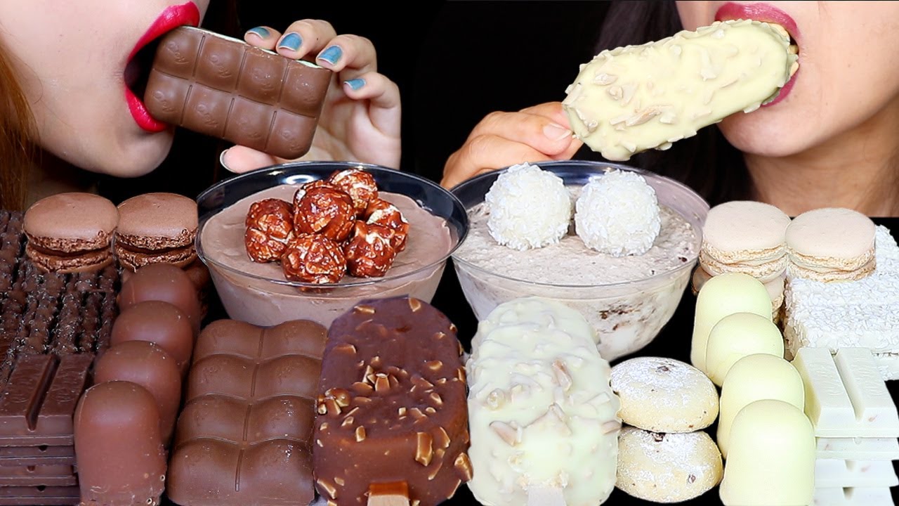 ASMR MILK + WHITE CHOCOLATE (MINI MARSHMALLOWS, ICE CREAM BAR, MACARON, KITKAT, FERRERO CREAM CAKE먹방