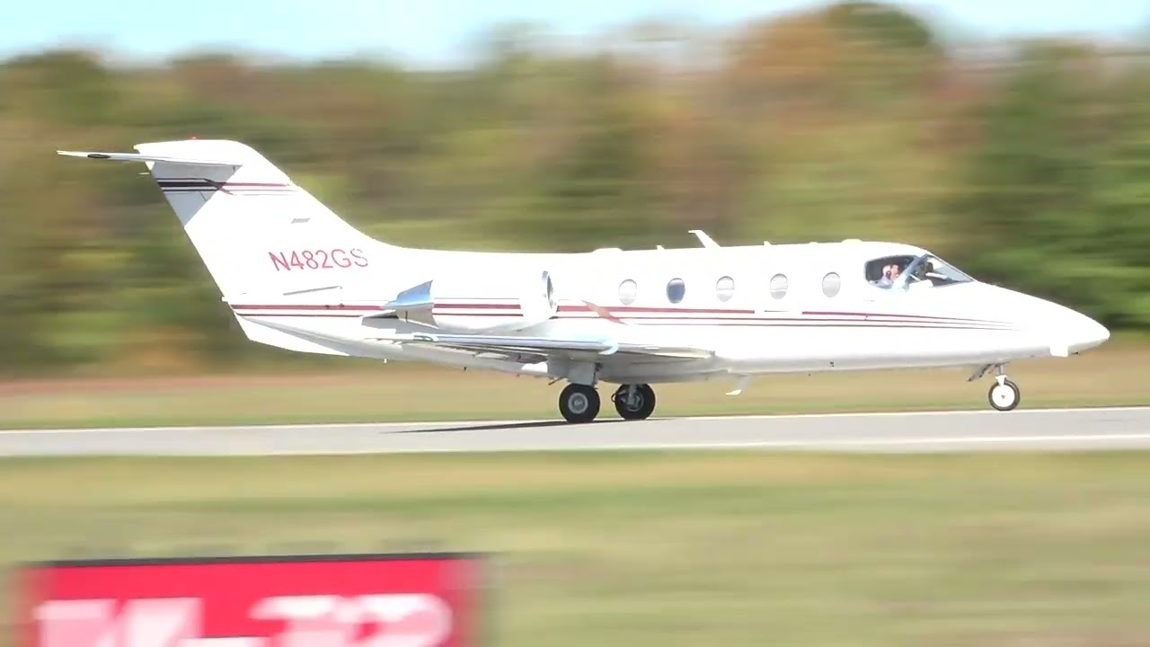 BeechJet 400A N482GS departing KOKV on 10/18/25