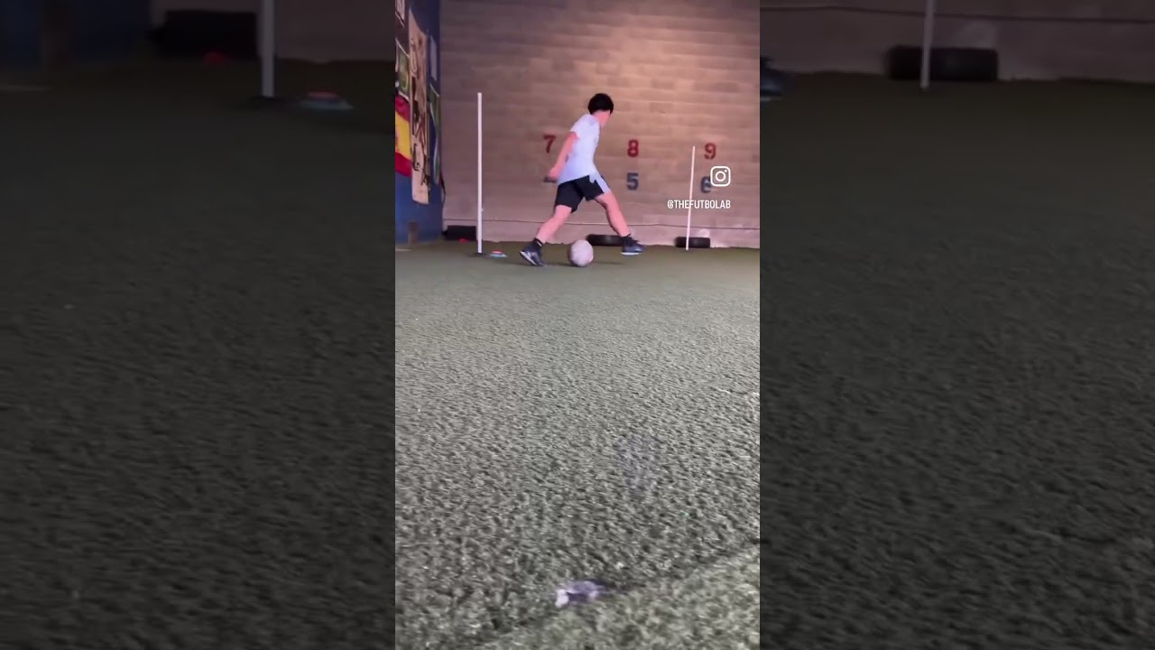 #soccerschool #footballdominance #soccertraining #soccer #soccerdrills #ballmastery #footballskills