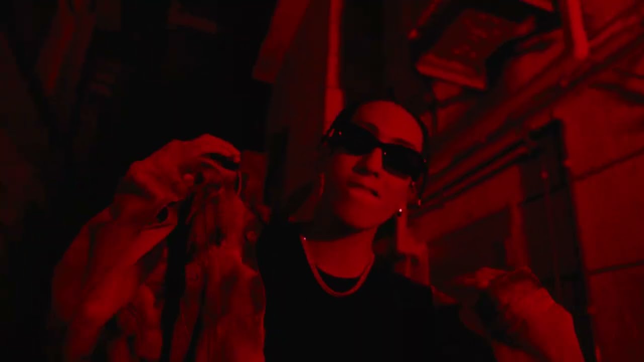 Nav1 - sideways glance (Official Music Video)